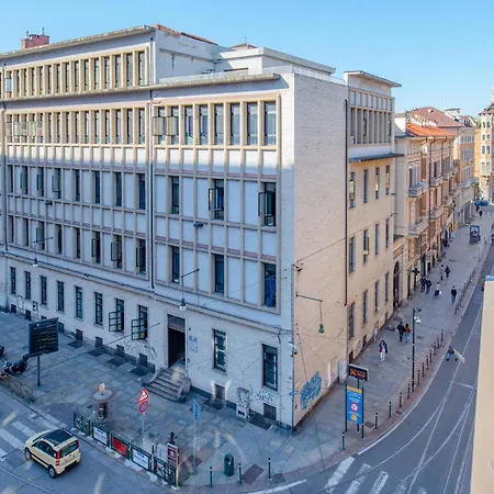 Apartment Enjoy Center, 2