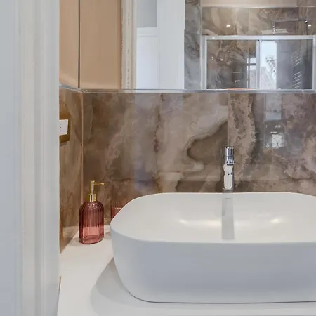 Enjoy Center, 2 Apartment *